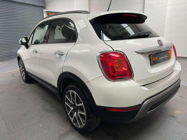 View our FIAT 500X