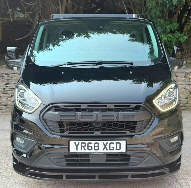 View our FORD TRANSIT CUSTOM