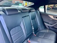 USED 2020 20 JAGUAR XE 2.0 P250i R-Dynamic S Saloon 4dr Petrol Auto Euro 6 (s/s) (250 ps) CARPLAY, NAV, CAMERA!