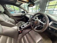 USED 2017 F PORSCHE MACAN 3.0 V6 S SUV 5dr Petrol PDK 4WD Euro 6 (s/s) (340 ps) BOSE - PAN ROOF - 2 KEYS
