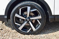 USED 2020 69 NISSAN QASHQAI 1.3 DIG-T Tekna SUV 5dr Petrol Manual Euro 6 (s/s) (140 ps) 2 OWNERS FROM NEW + FULL SERVICE HISTORY!