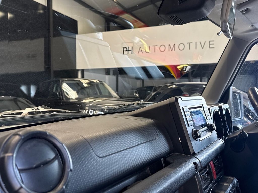 USED 2023 23 SUZUKI JIMNY 1.5 LCV 3dr Petrol Manual ALLGRIP Euro 6 (101 ps) VAT QUALIFYING|2 OWNERS