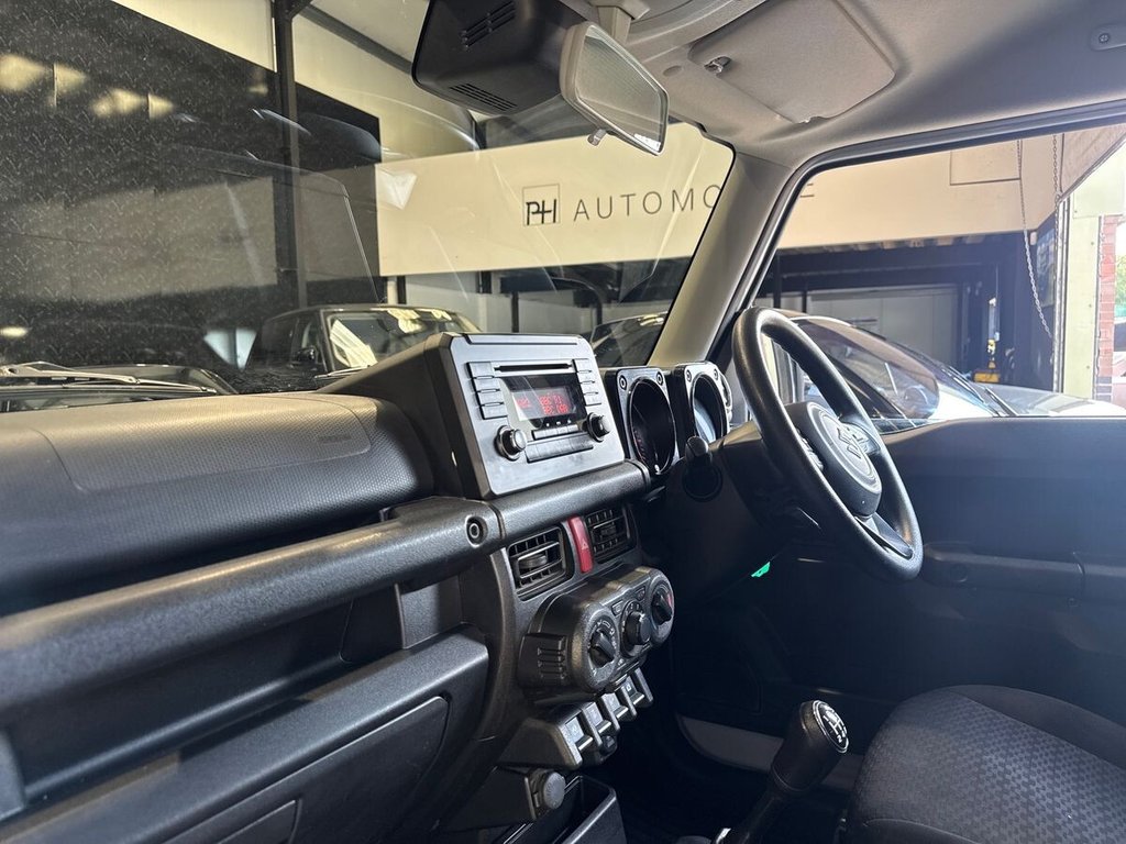 USED 2023 23 SUZUKI JIMNY 1.5 LCV 3dr Petrol Manual ALLGRIP Euro 6 (101 ps) VAT QUALIFYING|2 OWNERS