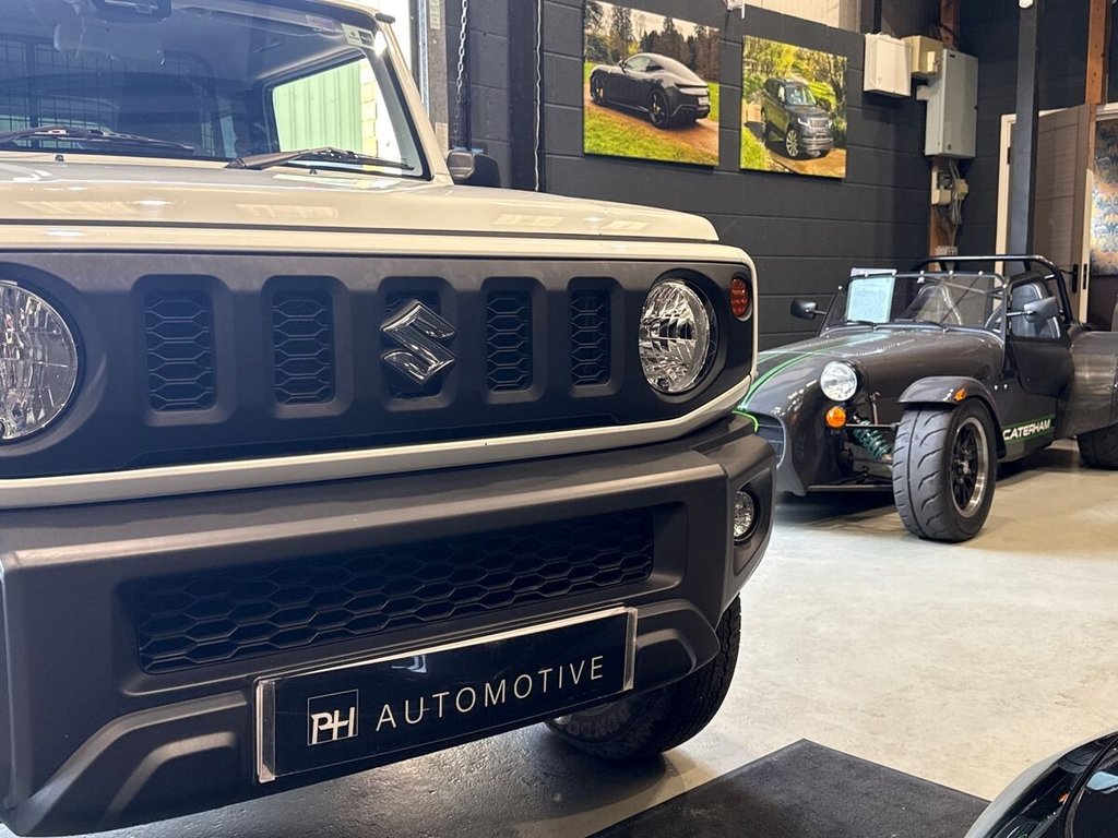 USED 2023 23 SUZUKI JIMNY 1.5 LCV 3dr Petrol Manual ALLGRIP Euro 6 (101 ps) VAT QUALIFYING|2 OWNERS