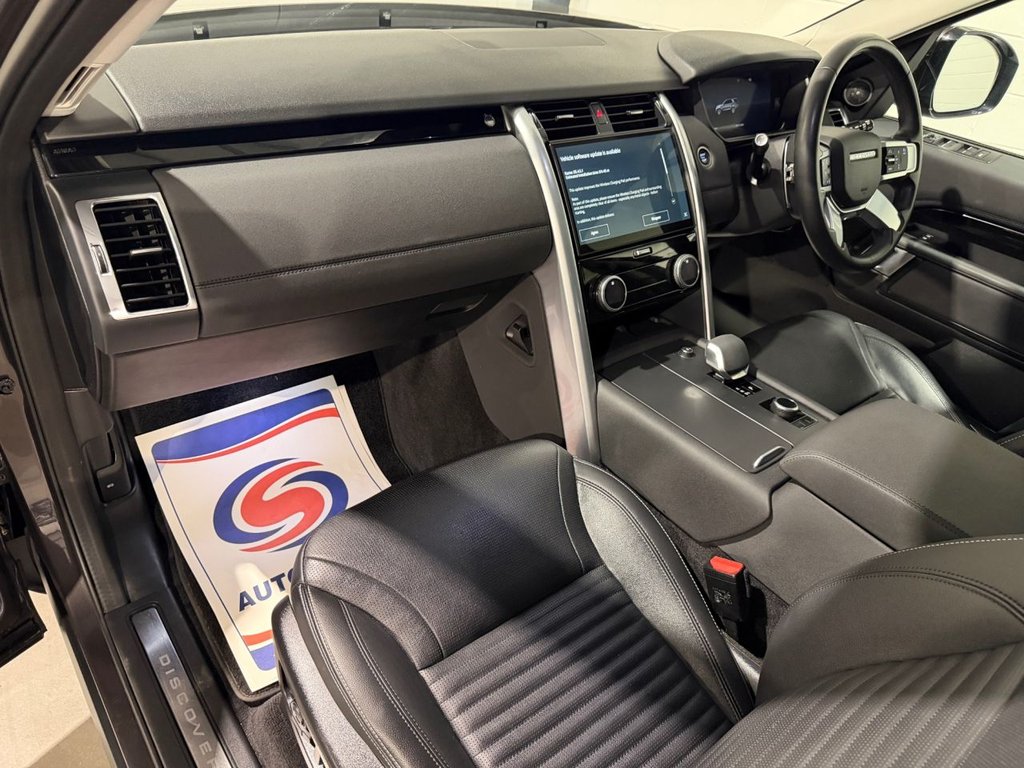 USED 2023 23 LAND ROVER DISCOVERY 3.0 D300 MHEV S SUV 5dr Diesel Auto 4WD Euro 6 (s/s) (300 ps) 