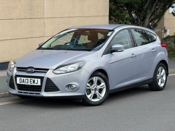 2013 FORD FOCUS 1.6 Zetec Hatchback 5dr Petrol Powershift Euro 5 (125 ps) £4995.00