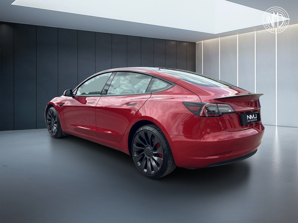 USED 2022 72 TESLA Model 3 (Dual Motor) Performance Auto 4WDE 4dr (Performance Upgrade) 9.9%APR ONE OWNER WHITE INT