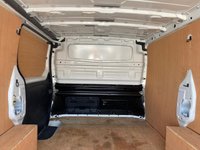 USED 2023 23 RENAULT TRAFIC SL30 ADVANCE 2.0 DCI 130PS  High Specification Model With Air Con, Media Screen, Cruise Control, Load Through Bulkhead, Rear Parking Sensors & Much More! Nice Clean Van, Viewing Recommended!