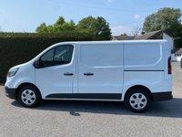 USED 2023 23 RENAULT TRAFIC SL30 ADVANCE 2.0 DCI 130PS  High Specification Model With Air Con, Media Screen, Cruise Control, Load Through Bulkhead, Rear Parking Sensors & Much More! Nice Clean Van, Viewing Recommended!