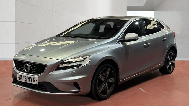 View our VOLVO V40