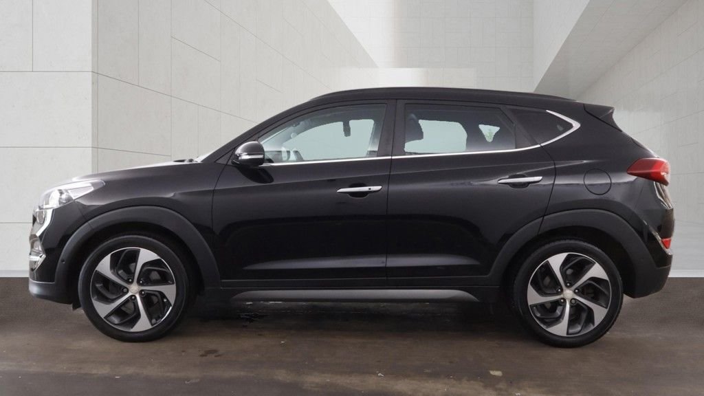USED 2017 17 HYUNDAI TUCSON 2.0 CRDi Premium SE SUV 5dr Diesel Auto 4WD Euro 6 (185 ps) 2 KEYS / LONG MOT