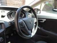 USED 2017 67 VOLVO V40 2.0 D2 Momentum Nav Plus Euro 6 (s/s) 5dr (Outstanding Value)