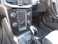 USED 2017 67 VOLVO V40 2.0 D2 Momentum Nav Plus Euro 6 (s/s) 5dr (Outstanding Value)