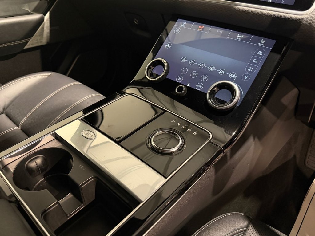 USED 2019 19 LAND ROVER RANGE ROVER VELAR 3.0 D275 R-Dynamic SE SUV 5dr Diesel Auto 4WD Euro 6 (s/s) (275 ps) 