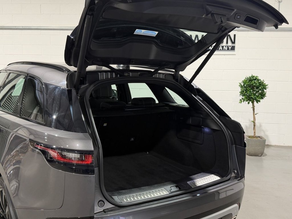 USED 2019 19 LAND ROVER RANGE ROVER VELAR 3.0 D275 R-Dynamic SE SUV 5dr Diesel Auto 4WD Euro 6 (s/s) (275 ps) 