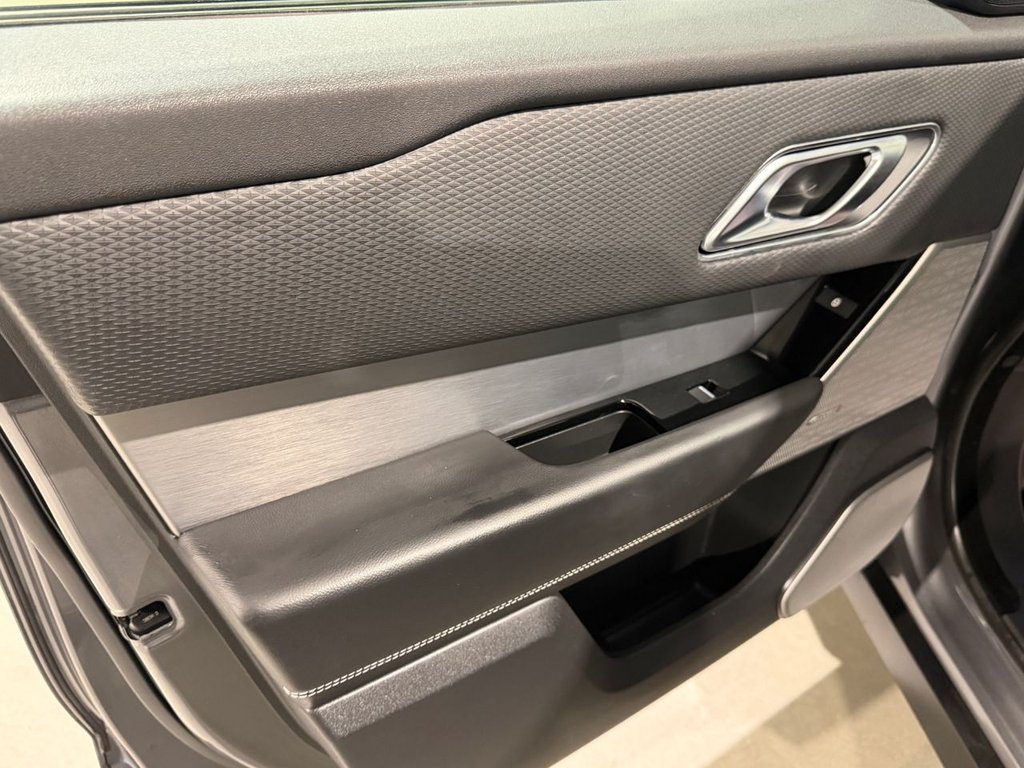 USED 2019 19 LAND ROVER RANGE ROVER VELAR 3.0 D275 R-Dynamic SE SUV 5dr Diesel Auto 4WD Euro 6 (s/s) (275 ps) 