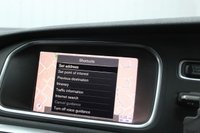 USED 2017 17 VOLVO V40 2.0 T2 R-Design Nav Plus Hatchback 5dr Petrol Manual Euro 6 (s/s) (122 ps) FREE 6 MONTHS WARRANTY