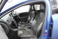 USED 2017 17 VOLVO V40 2.0 T2 R-Design Nav Plus Hatchback 5dr Petrol Manual Euro 6 (s/s) (122 ps) FREE 6 MONTHS WARRANTY