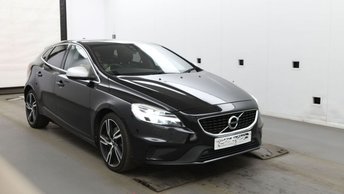 View our VOLVO V40
