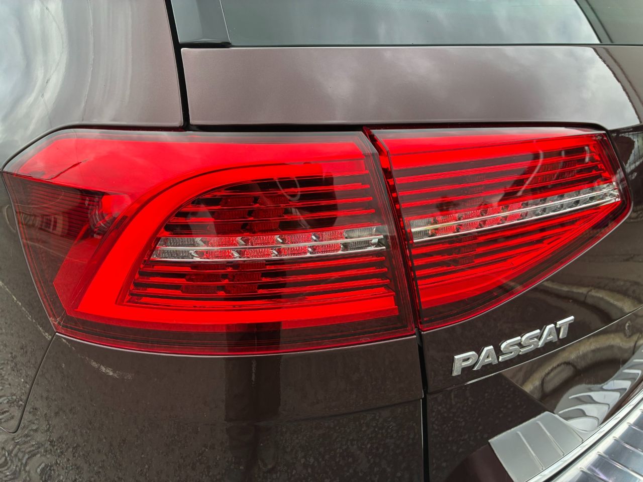 2016 VOLKSWAGEN PASSAT 2.0 TDI BlueMotion Tech GT Estate 5dr Diesel Manual Euro 6 (s/s) (150 ps) - vehicle photo 16 for sale on PureCar