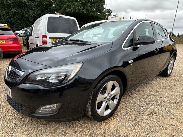 View our Vauxhall Astra range
