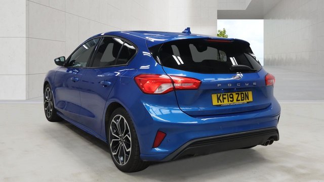 View our FORD FOCUS