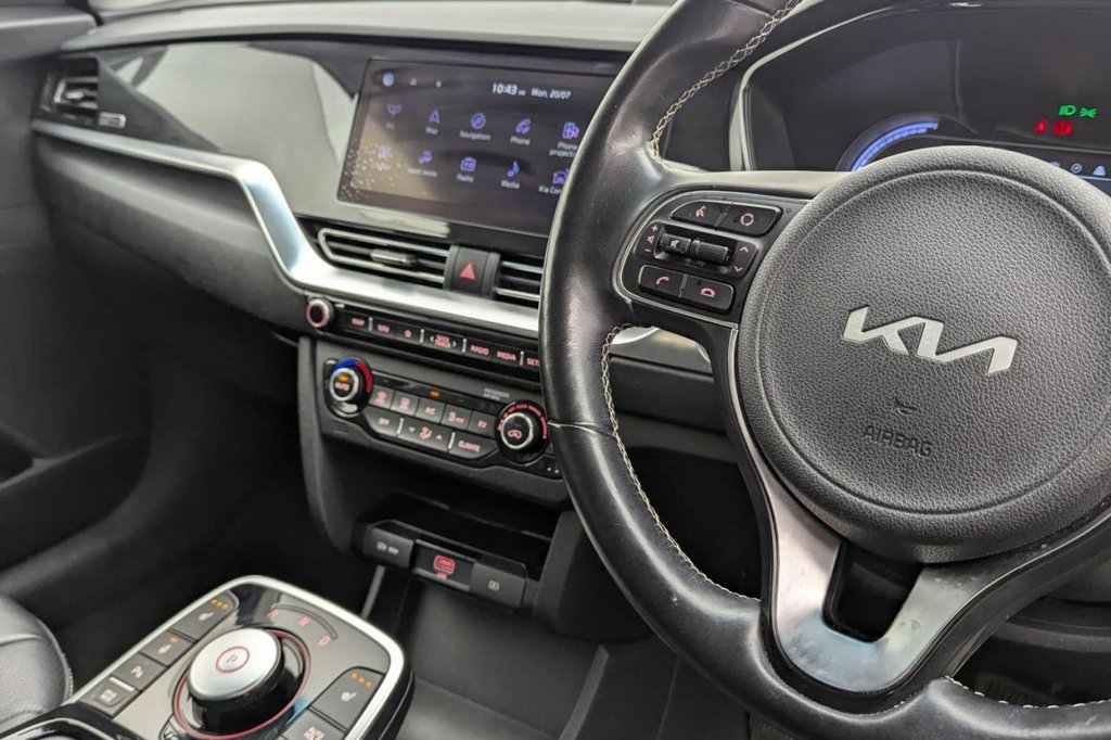 USED 2022 22 KIA NIRO 64kWh 3 SUV 5dr Electric Auto (201 bhp) Car Play, Sat Nav, Camera