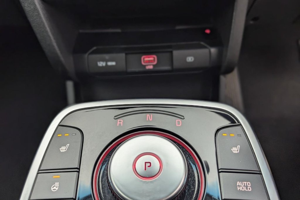 USED 2022 22 KIA NIRO 64kWh 3 SUV 5dr Electric Auto (201 bhp) Car Play, Sat Nav, Camera