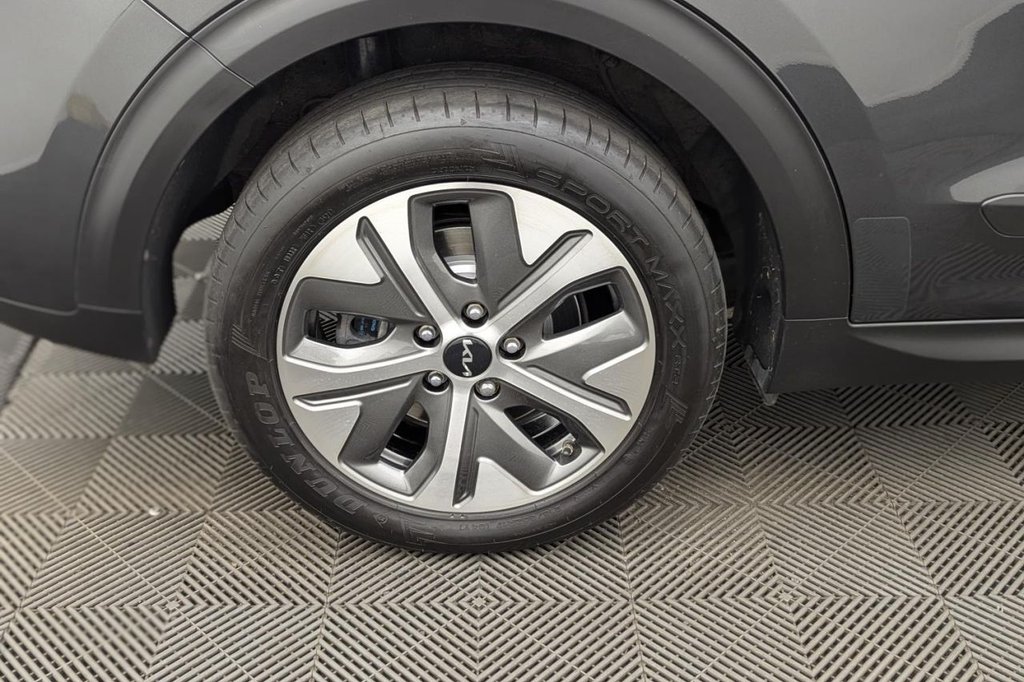 USED 2022 22 KIA NIRO 64kWh 3 SUV 5dr Electric Auto (201 bhp) Car Play, Sat Nav, Camera