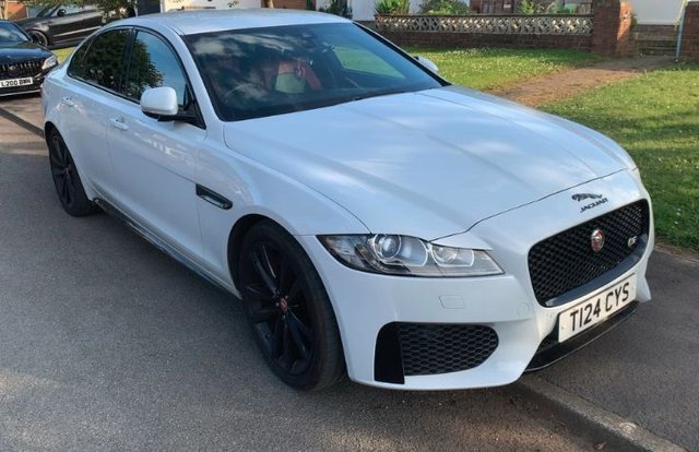 View our Jaguar Xf 3.0d V6 S Saloon 4dr Diesel Auto Euro 6 (s/s) (300 ps)