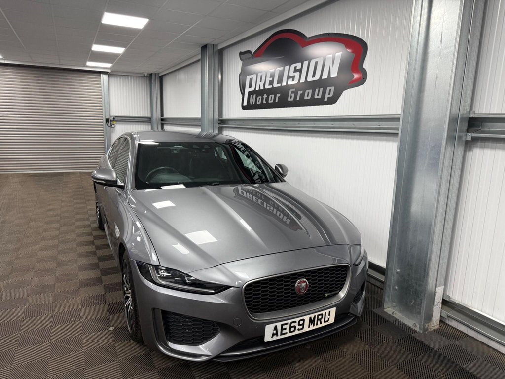 Jaguar Xe