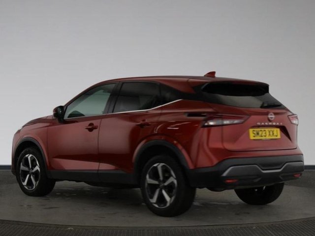 View our NISSAN QASHQAI