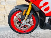 USED 2018 18 APRILIA TUONO 1100 V4 FACTORY Akrapovic Exhaust + Extras