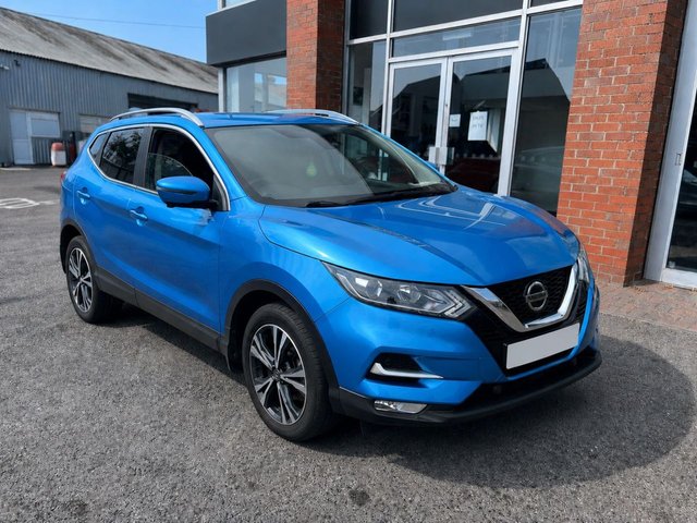 View our NISSAN QASHQAI