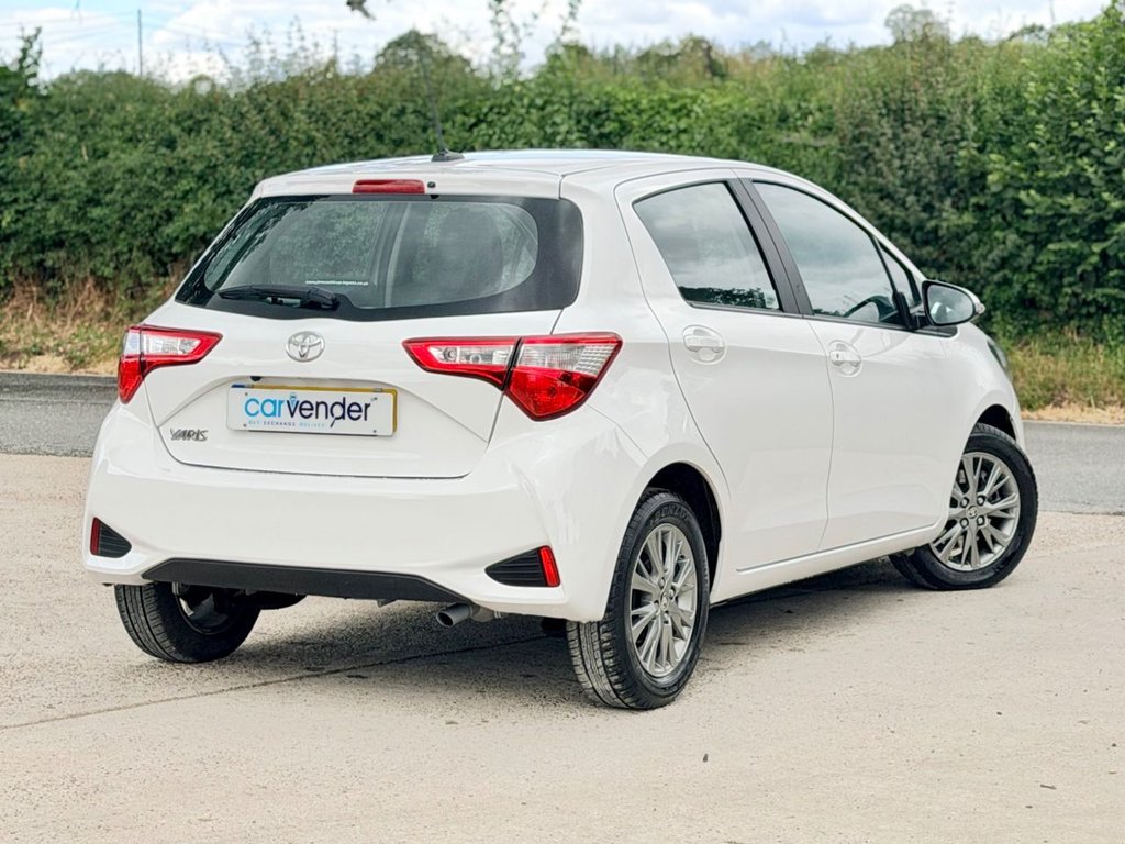 USED 2018 68 TOYOTA YARIS 1.5 VVT-i Icon Hatchback 5dr Petrol CVT Euro 6 (111 ps) 1 Owner|5 Services|Camera|Cruise|