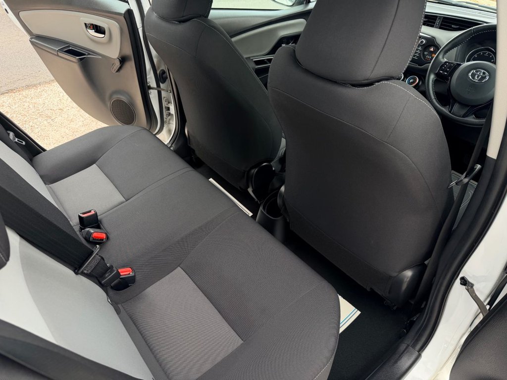 USED 2018 68 TOYOTA YARIS 1.5 VVT-i Icon Hatchback 5dr Petrol CVT Euro 6 (111 ps) 1 Owner|5 Services|Camera|Cruise|