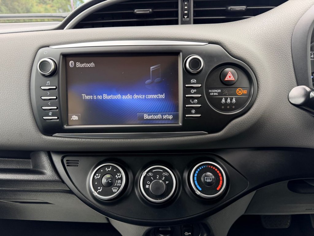 USED 2018 68 TOYOTA YARIS 1.5 VVT-i Icon Hatchback 5dr Petrol CVT Euro 6 (111 ps) 1 Owner|5 Services|Camera|Cruise|