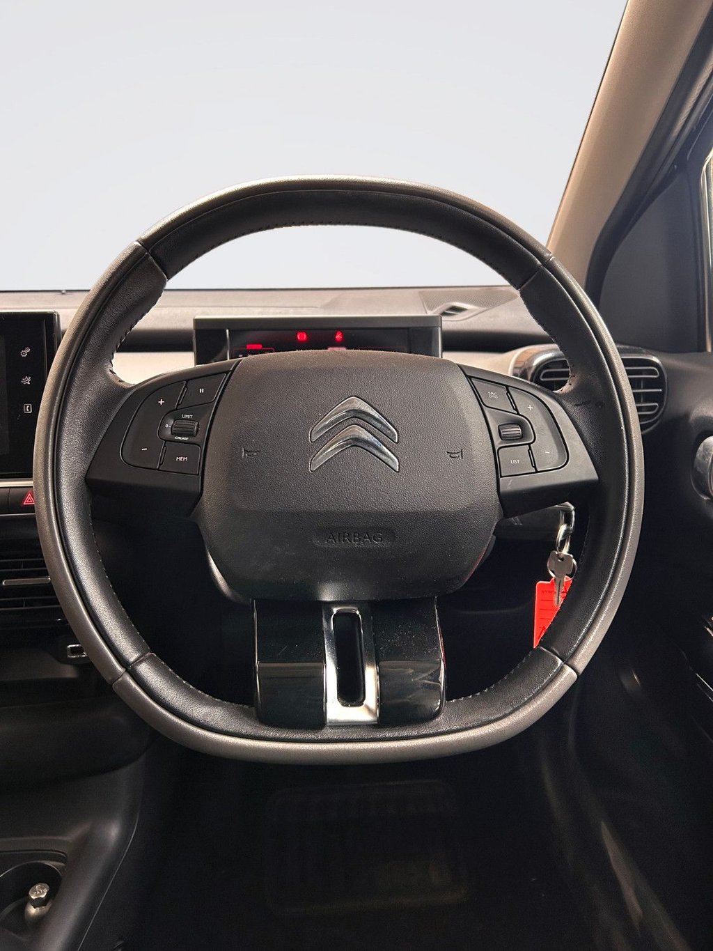2018 Citroen C4 Cactus — image 10