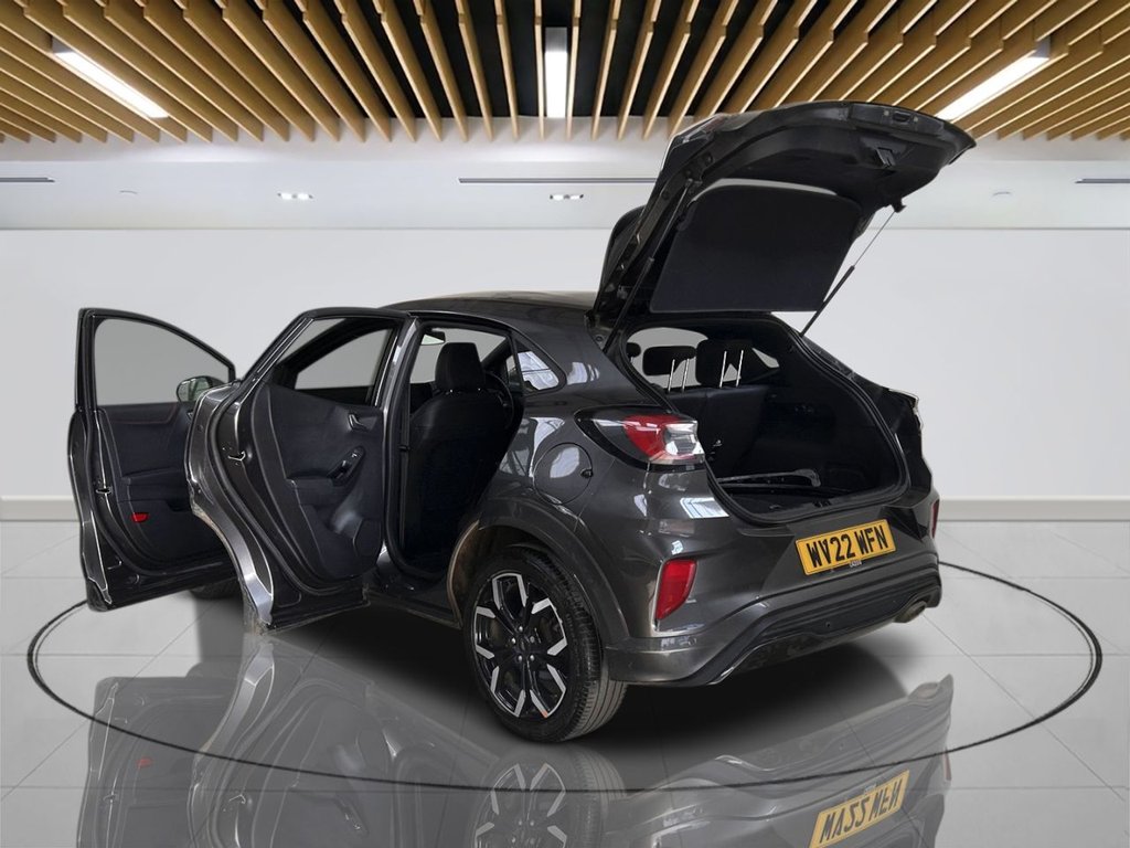 2022 Ford Puma — image 2
