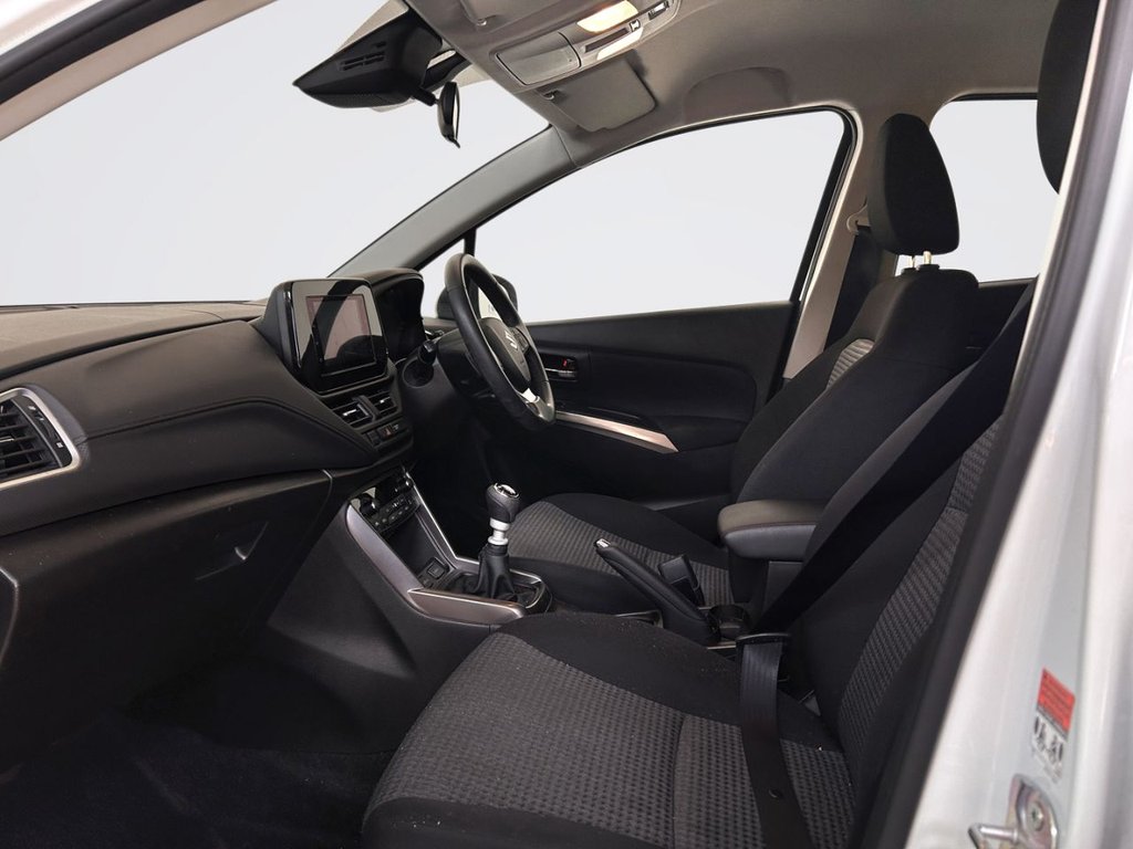 2023 Suzuki S-Cross — image 9