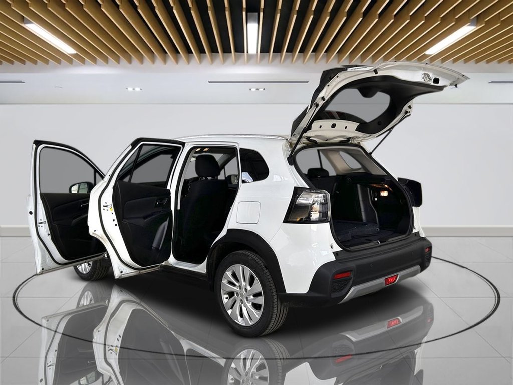 2023 Suzuki S-Cross — image 8