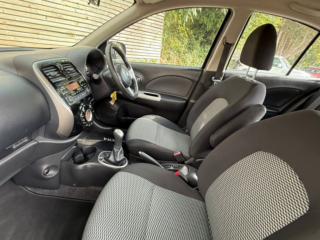 2016 Nissan Micra thumbnail 21