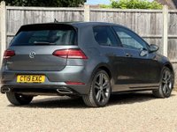 USED 2019 19 VOLKSWAGEN GOLF 1.5 Golf R-Line TSi Evo 3dr Long MOT Sat Nav