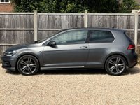 USED 2019 19 VOLKSWAGEN GOLF 1.5 Golf R-Line TSi Evo 3dr Long MOT Sat Nav