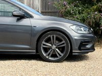 USED 2019 19 VOLKSWAGEN GOLF 1.5 Golf R-Line TSi Evo 3dr Long MOT Sat Nav