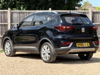 USED 2019 69 MG ZS 1.5 MG ZS Excite 5dr Apple CarPlay Parking Sensors