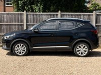 USED 2019 69 MG ZS 1.5 MG ZS Excite 5dr Apple CarPlay Parking Sensors