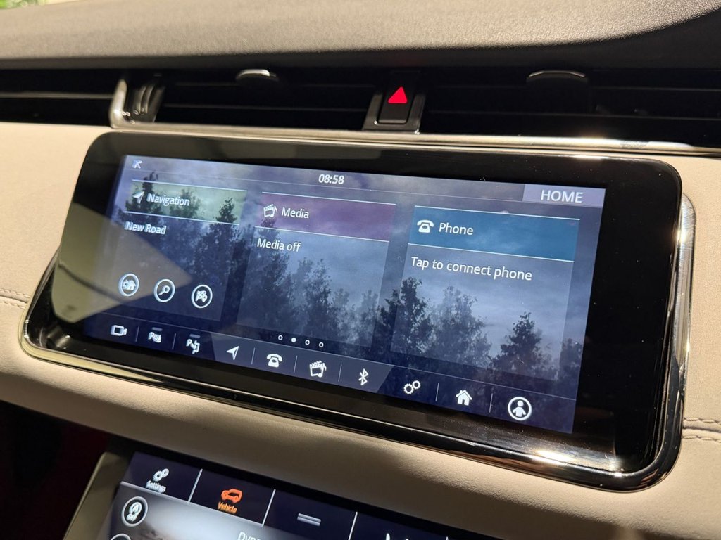 USED 2019 19 LAND ROVER RANGE ROVER EVOQUE 2.0 D180 First Edition SUV 5dr Diesel Auto 4WD Euro 6 (s/s) (180 ps) 