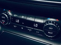 USED 2018 18 MERCEDES-BENZ GLA 1.6 GLA200 AMG Line (Premium Plus) SUV 5dr Petrol 7G-DCT Euro 6 (s/s) (156 ps) 