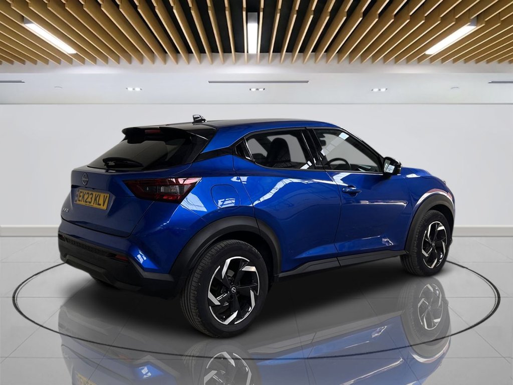 2023 Nissan Juke — image 4